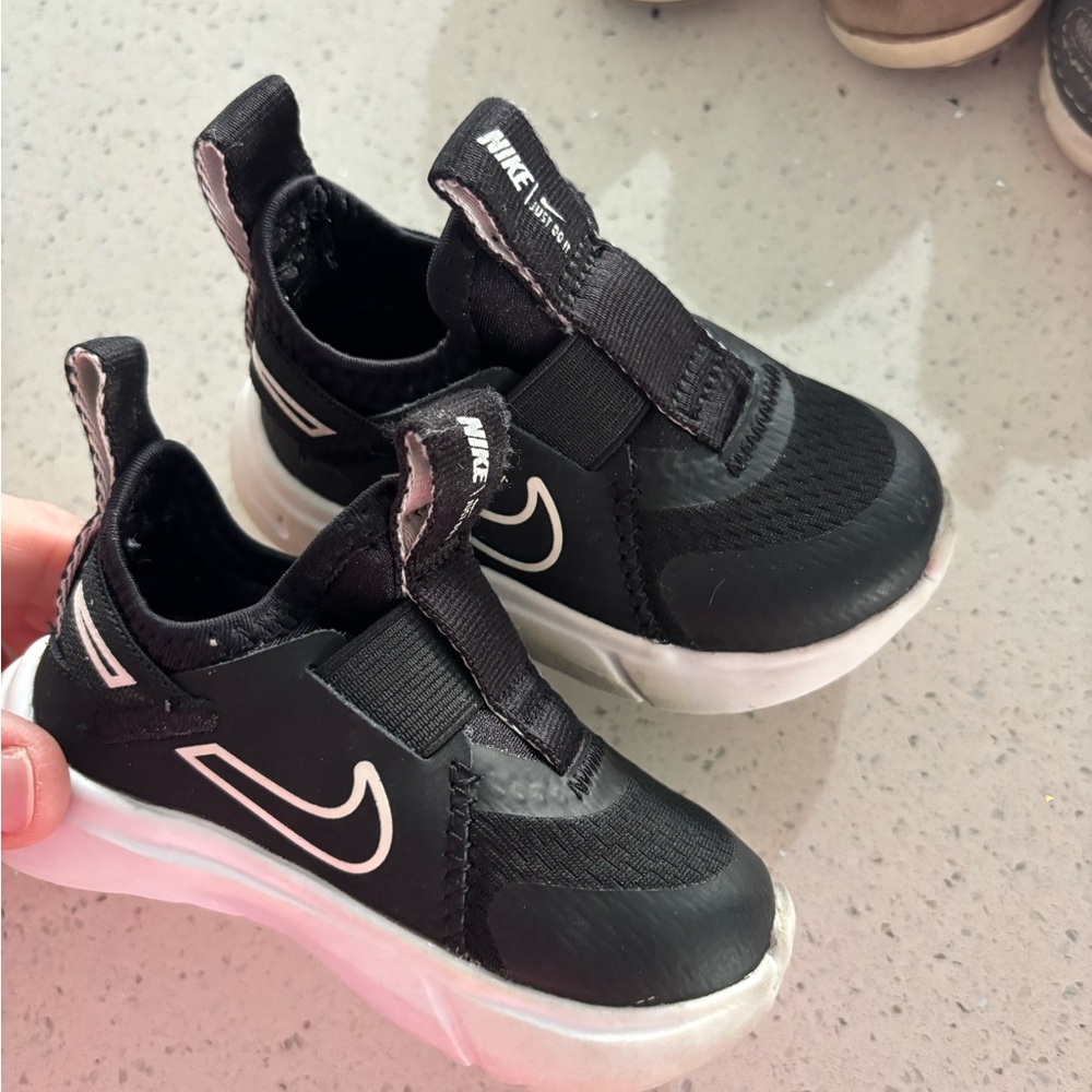 Nike Kids Black Sneakers